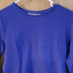 Thick long sleave top, croft and barrow